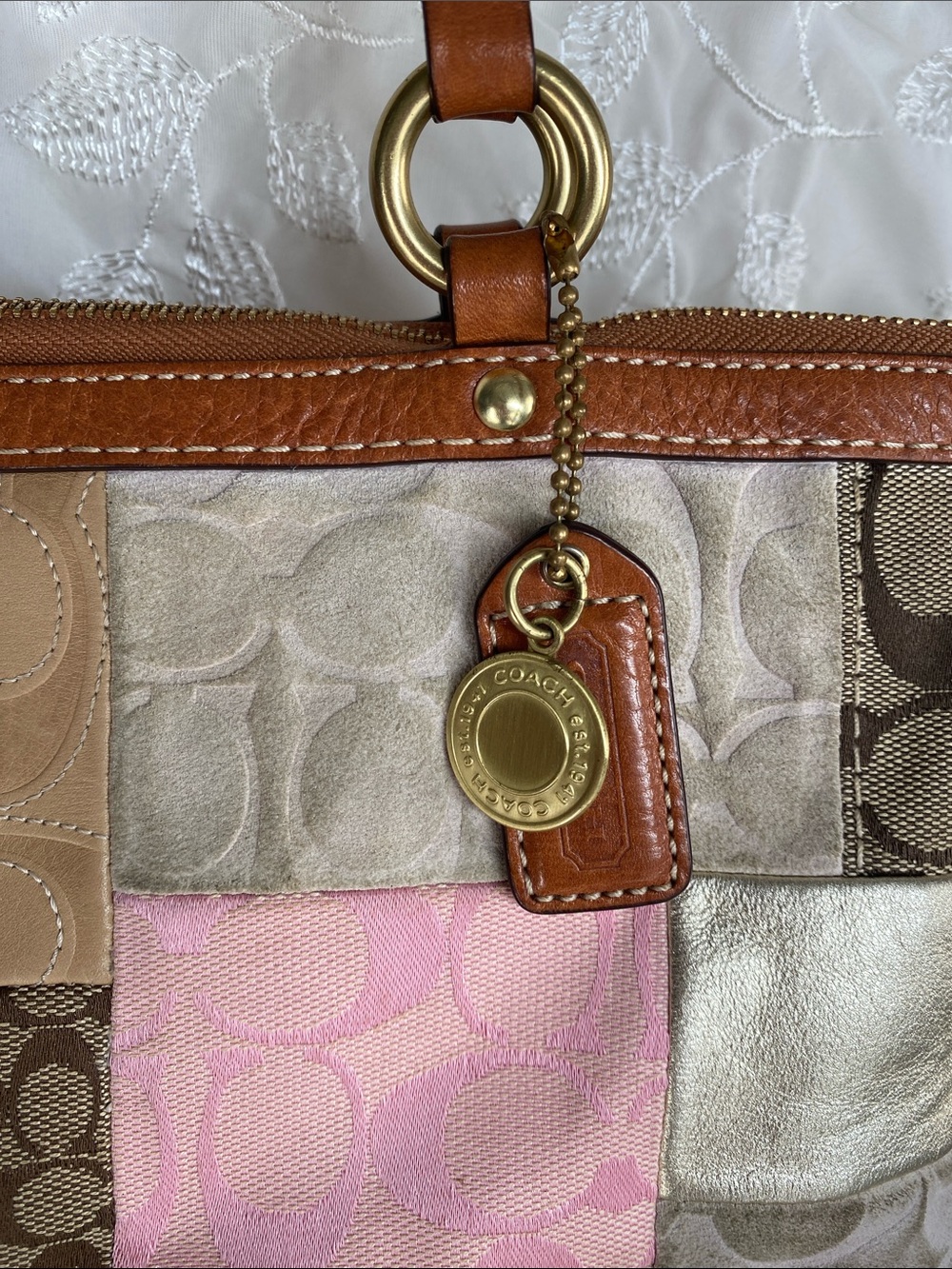Vintage Coach 11711 Patchwork Signature Tote Bag in Multi Pink/Gold - Picture 4 of 9
